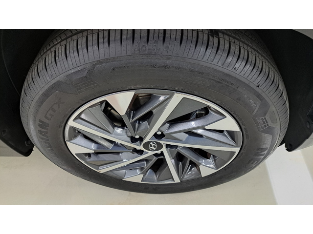 Hyundai Tucson NX - автомобили, коли, обяви за нови и употребявани 8