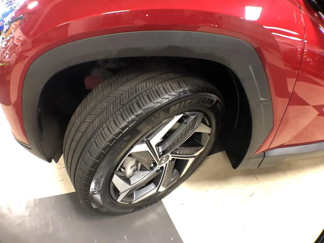 Hyundai Tucson ULTIMATE AWD LEATHER PAN/ROOF NAV B/SPOT CAMERA All Wheel Drive - автомобили, коли, обяви за нови и употребявани 10