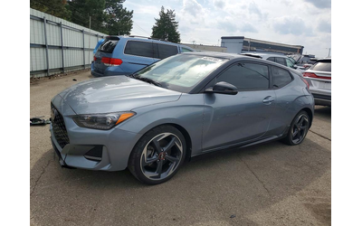 hyundai-veloster-1-6l-4-front-wheel-drive - 0