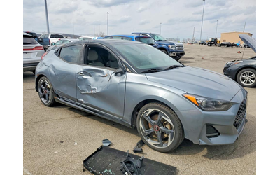 hyundai-veloster-1-6l-4-front-wheel-drive - 3