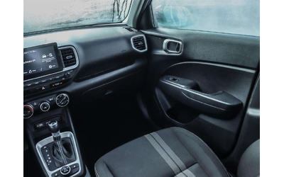 Hyundai Venue * SEL & Limited * CARFAX * ЦЕНА ДО БГ - автомобили, коли, обяви за нови и употребявани 12