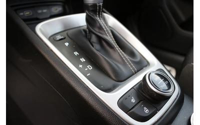 Hyundai Venue SEL* FWD* АвтоКредит* (ЦЕНА ДО БГ) - автомобили, коли, обяви за нови и употребявани 14