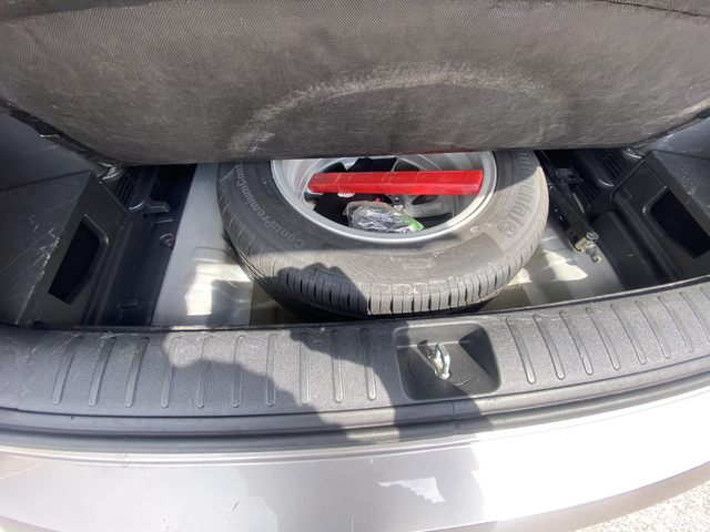 HYUNDAY TUCSON 1.7D AUTOMATIC - автомобили, коли, обяви за нови и употребявани 16