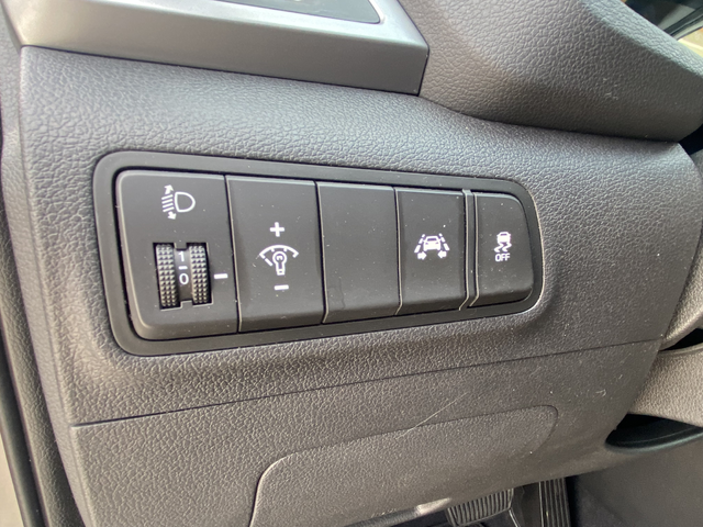 HYUNDAY TUCSON 1.7D AUTOMATIC - автомобили, коли, обяви за нови и употребявани 7