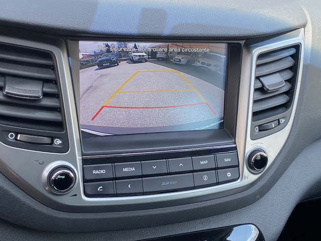 HYUNDAY TUCSON 1.7D AUTOMATIC - автомобили, коли, обяви за нови и употребявани 8