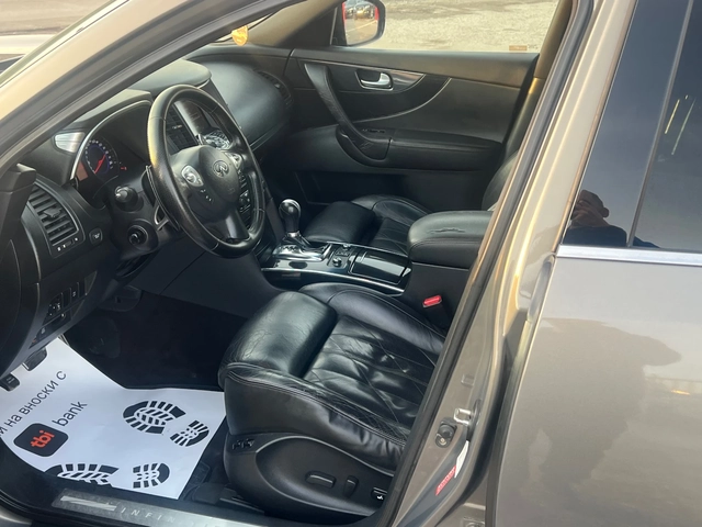 Infiniti Fx 30 3.0 dS - автомобили, коли, обяви за нови и употребявани 11