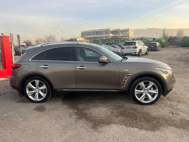 Infiniti Fx 30 3.0 dS - автомобили, коли, обяви за нови и употребявани 4
