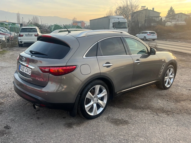 Infiniti Fx 30 3.0 dS - автомобили, коли, обяви за нови и употребявани 6