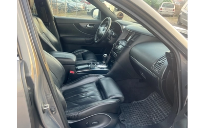Infiniti Fx 30 3.0 dS - автомобили, коли, обяви за нови и употребявани 9