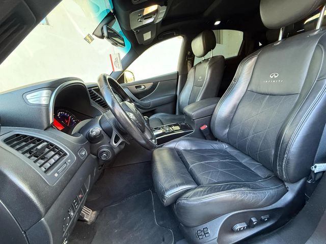 Infiniti Fx 37 S / ГАЗОВ ИНЖЕКЦИОН - автомобили, коли, обяви за нови и употребявани 8