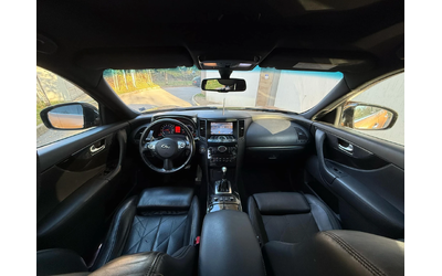 Infiniti Fx 37 S / ГАЗОВ ИНЖЕКЦИОН - автомобили, коли, обяви за нови и употребявани 9