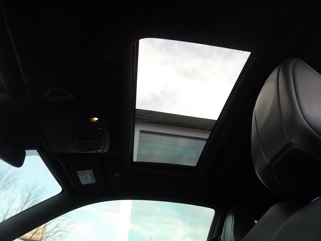 Infiniti Q 60 S - автомобили, коли, обяви за нови и употребявани 12