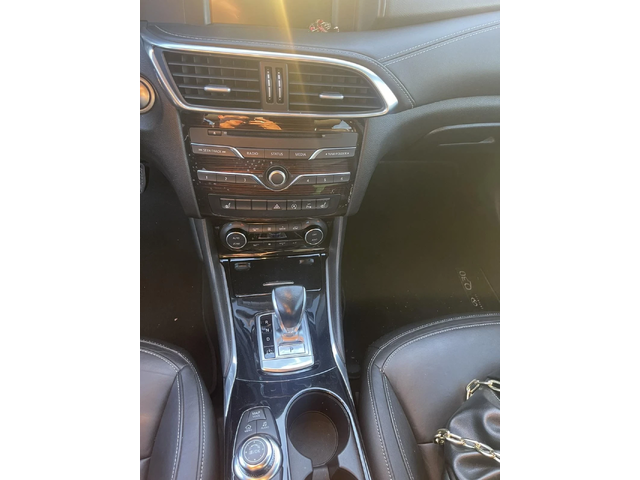 Infiniti Q30 2.2D* AWD* KEYLESS* MEMORY* КАМЕРА* 19Inch - автомобили, коли, обяви за нови и употребявани 5