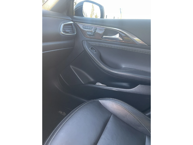 Infiniti Q30 2.2D* AWD* KEYLESS* MEMORY* КАМЕРА* 19Inch - автомобили, коли, обяви за нови и употребявани 8