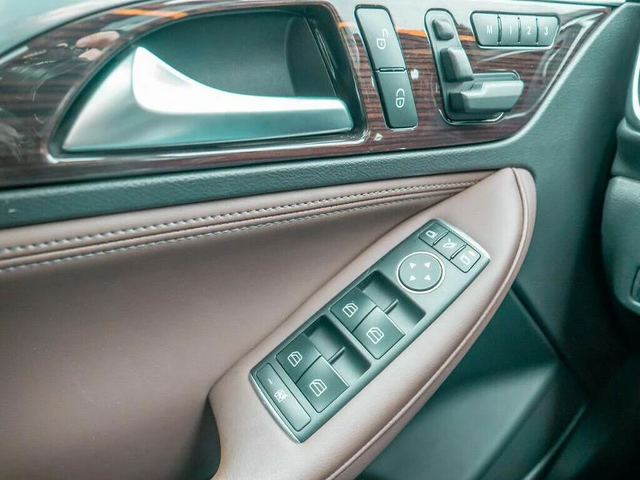 Infiniti Q30 2.2d AWD - автомобили, коли, обяви за нови и употребявани 14