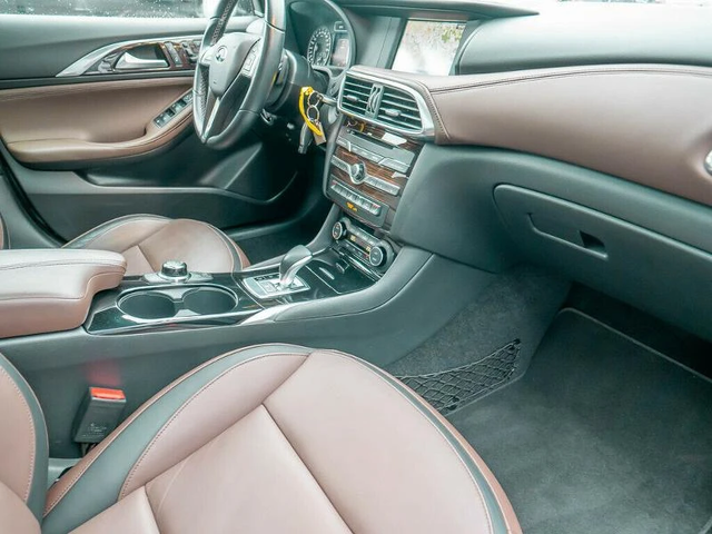 Infiniti Q30 2.2d AWD - автомобили, коли, обяви за нови и употребявани 1