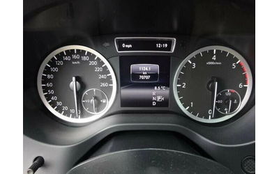 Infiniti Q30 2.2d AWD Sport - автомобили, коли, обяви за нови и употребявани 9