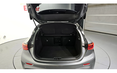 Infiniti Q30 2.0 Essential - автомобили, коли, обяви за нови и употребявани 16