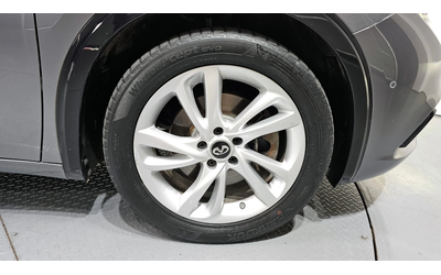 Infiniti Q30 2.0 Essential - автомобили, коли, обяви за нови и употребявани 7