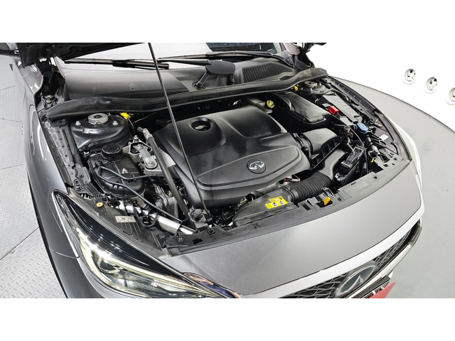 Infiniti Q30 2.0 Essential - автомобили, коли, обяви за нови и употребявани 8