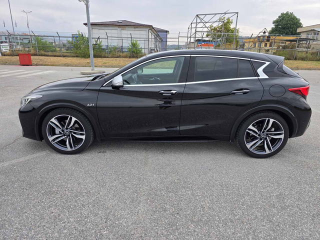 Infiniti Q30 QS30 4X4 - автомобили, коли, обяви за нови и употребявани 3