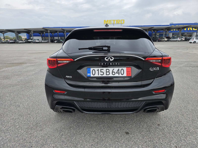Infiniti Q30 QS30 4X4 - автомобили, коли, обяви за нови и употребявани 5