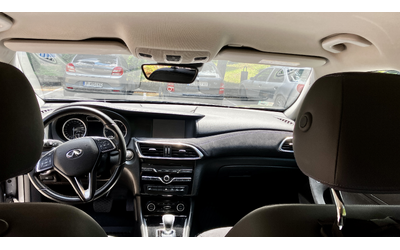 infiniti-q30-qx30-2-2d-16v-turbo-4x4-64000km - 4