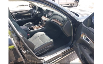 infiniti-q70 - 4