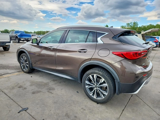 Infiniti QX30 2.0* LUXE* КОЖА* ПОДГРЕВ* ПАНОРАМА* NAVI* - автомобили, коли, обяви за нови и употребявани 1