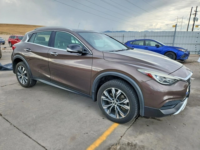 Infiniti QX30 2.0* LUXE* КОЖА* ПОДГРЕВ* ПАНОРАМА* NAVI* - автомобили, коли, обяви за нови и употребявани 3