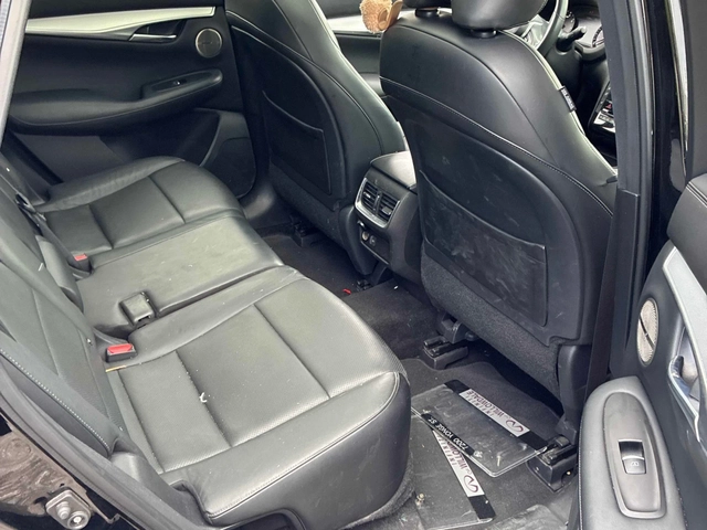Infiniti QX50 CARFAX - автомобили, коли, обяви за нови и употребявани 10