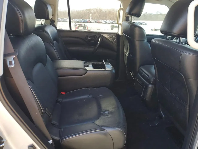 Infiniti QX80 LUXE - автомобили, коли, обяви за нови и употребявани 9