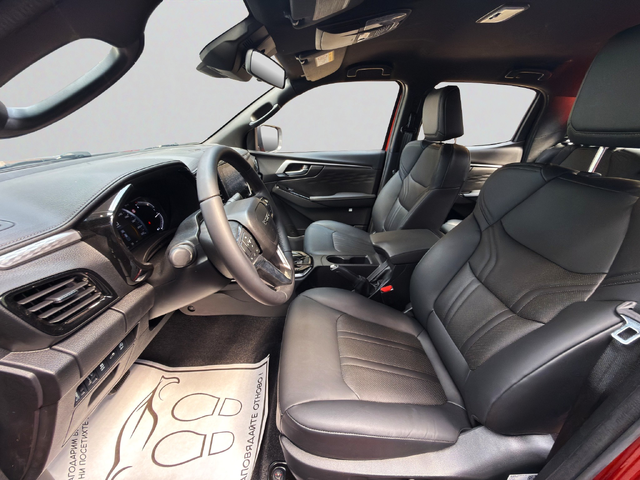 Isuzu D MAX 2.2 Diesel 4x4 D/C GRAVITY 8AT - автомобили, коли, обяви за нови и употребявани 9