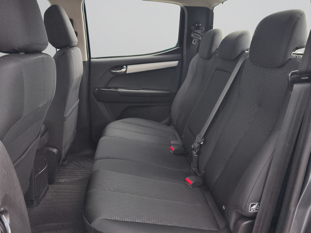 Isuzu D MAX 4x4 D/C GRAVITY 6AT - автомобили, коли, обяви за нови и употребявани 11