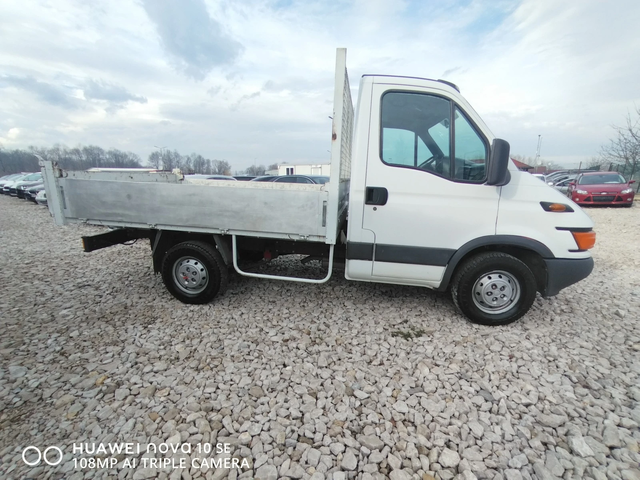 Iveco 35 2.3 35/S - автомобили, коли, обяви за нови и употребявани 6