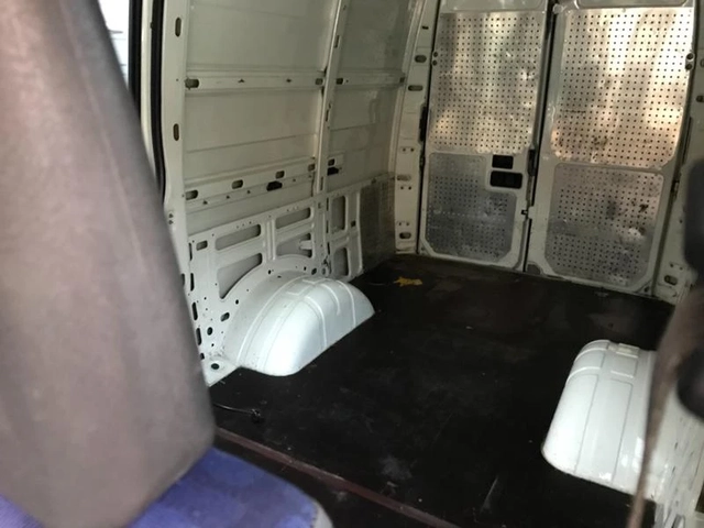 Iveco 35c11 МЕТАН - автомобили, коли, обяви за нови и употребявани 10