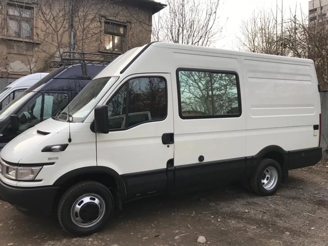 Iveco 35c11 МЕТАН - автомобили, коли, обяви за нови и употребявани 1