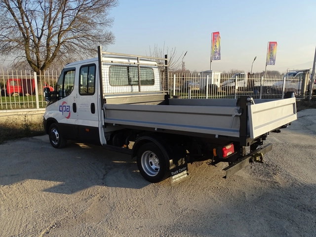 Iveco 35c13 КАТ. * Б* 7-места * КЛИМАТИК* - автомобили, коли, обяви за нови и употребявани 8