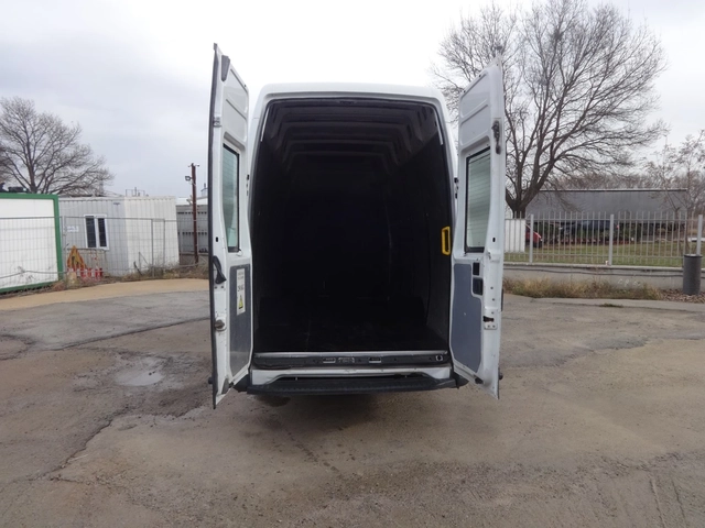 Iveco 35c13 35C13  КАТ. * Б* - автомобили, коли, обяви за нови и употребявани 6