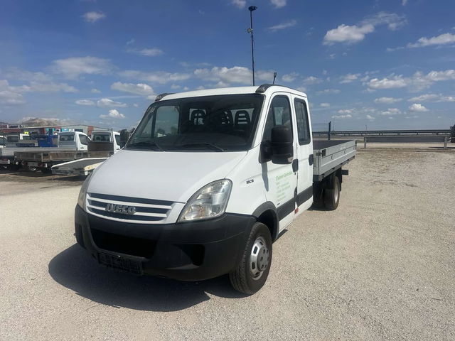 Iveco 35c15 - автомобили, коли, обяви за нови и употребявани 0