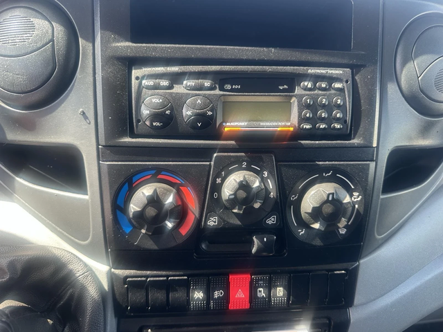 Iveco 35c15 - автомобили, коли, обяви за нови и употребявани 14