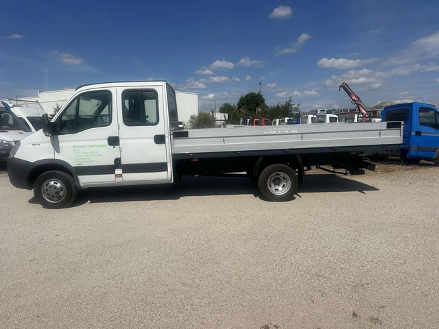 Iveco 35c15 - автомобили, коли, обяви за нови и употребявани 8