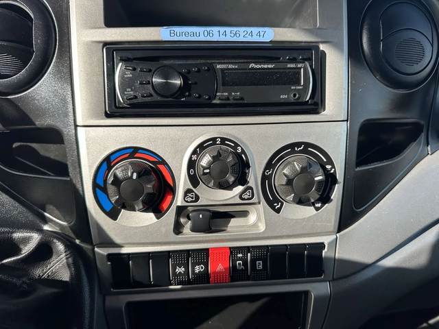 Iveco 35c15 Самосвал задно разтоварване - автомобили, коли, обяви за нови и употребявани 11