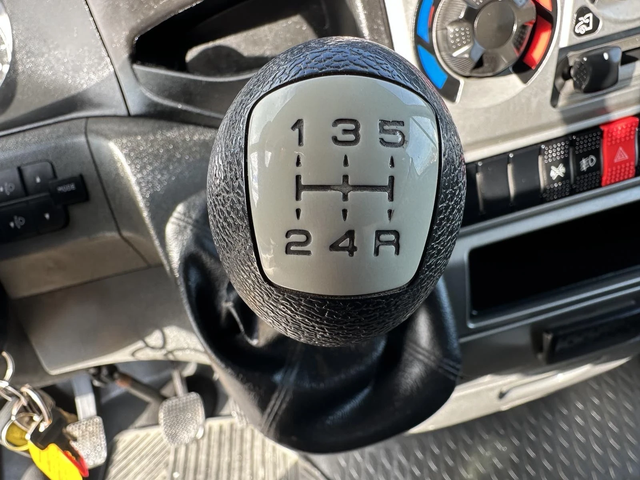 Iveco 35c15 Самосвал задно разтоварване - автомобили, коли, обяви за нови и употребявани 12