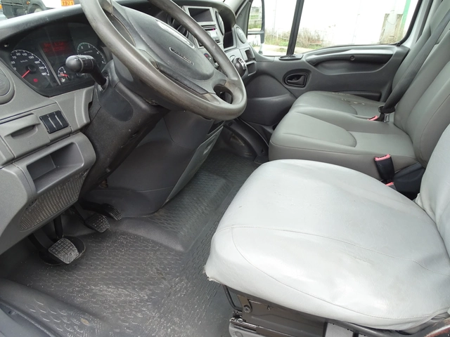 Iveco 35c15 3.0HPI  КАТ. * Б*  ВНОС ОТ ШВЕЙЦАРИЯ - автомобили, коли, обяви за нови и употребявани 14