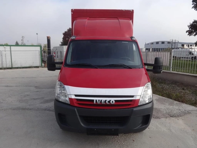 Iveco 35c15 3.0HPI  КАТ. * Б* 7-места - автомобили, коли, обяви за нови и употребявани 1