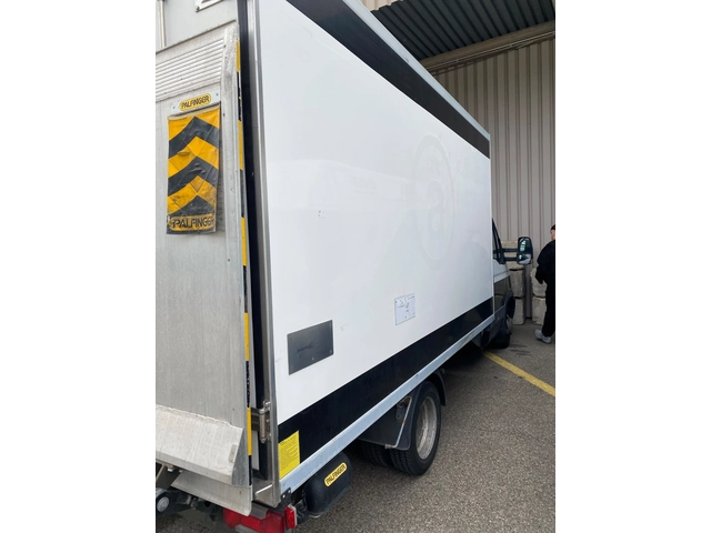 Iveco 35c15 * * * ХЛАДИЛЕН -30  С БОРД * * * - автомобили, коли, обяви за нови и употребявани 2
