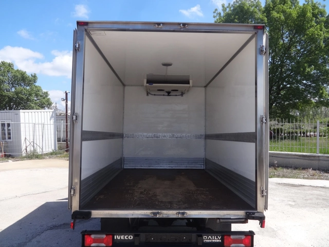 Iveco 35c15 3.0HPI  КАТ. * Б* ХЛАДИЛЕН - автомобили, коли, обяви за нови и употребявани 7