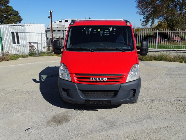Iveco 35c15 3.0HPI  КАТ. * Б* 7-места - автомобили, коли, обяви за нови и употребявани 1