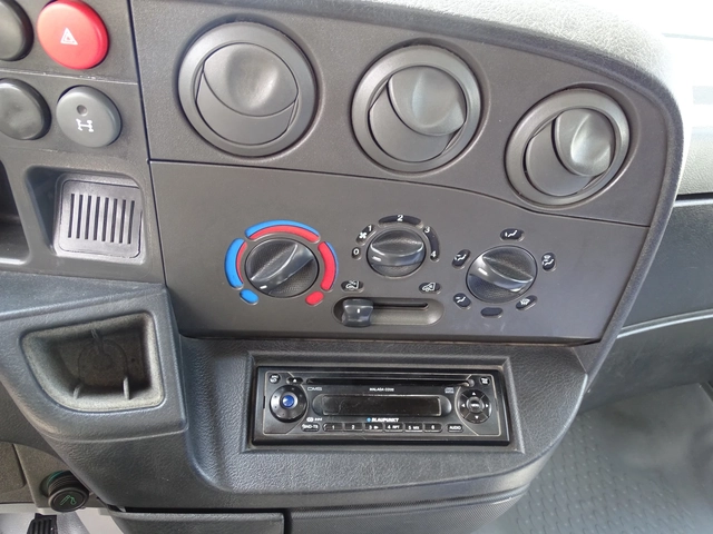 Iveco 35c17 3.0HPI  КАТ. * Б* - автомобили, коли, обяви за нови и употребявани 11
